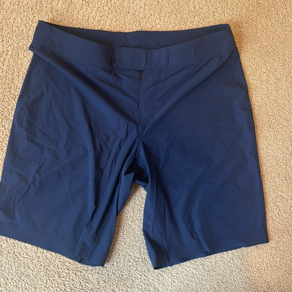 Lululemon Men’s Board Short